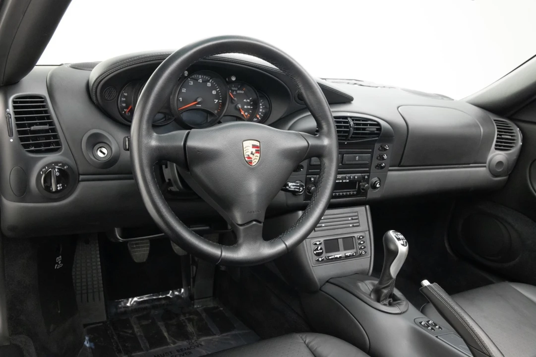 2001 Porsche 996 Carrera - Image 6 of 31