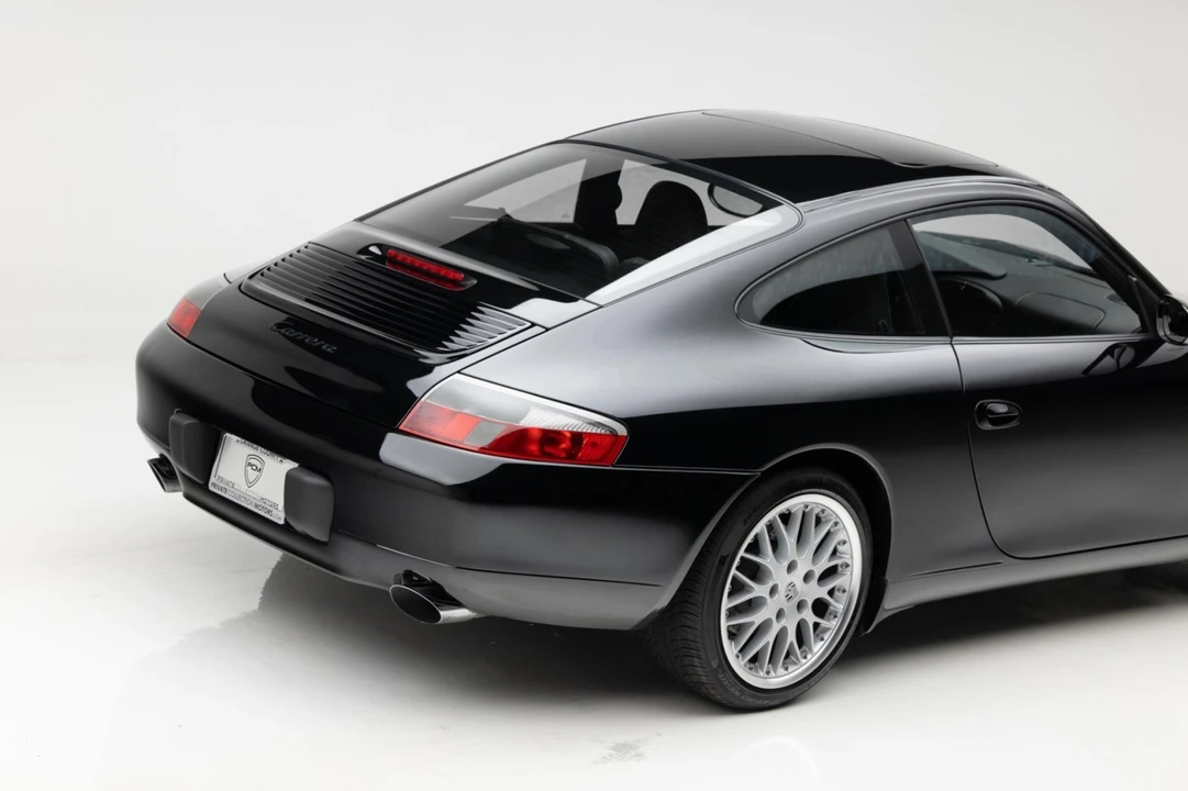 2001 Porsche 996 Carrera - Image 31 of 31