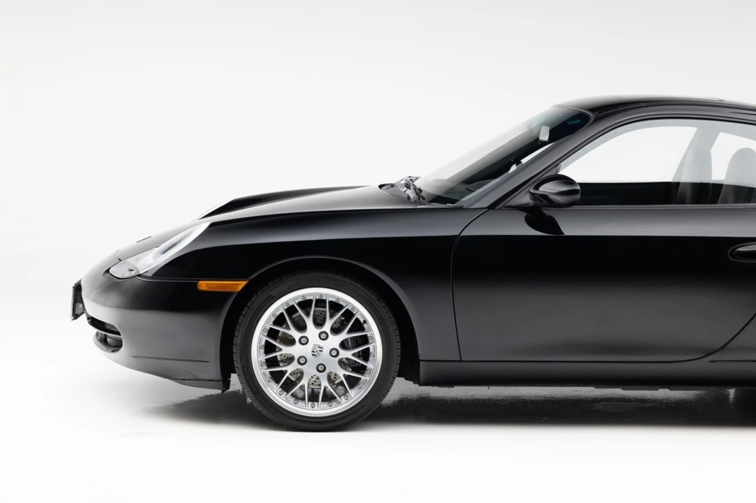2001 Porsche 996 Carrera - Image 21 of 31