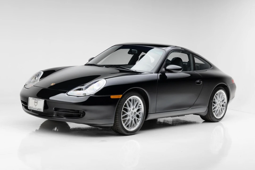 2001 Porsche 996 Carrera - Image 9 of 31