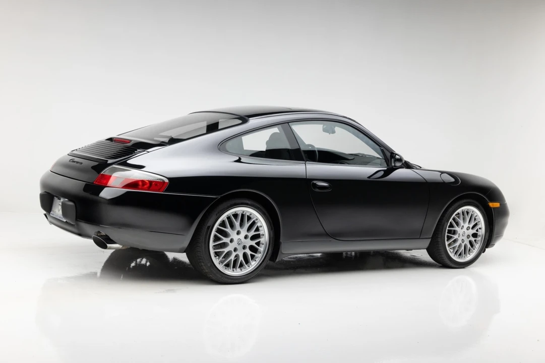 2001 Porsche 996 Carrera - Image 19 of 31