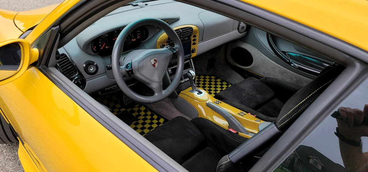 2001 Porsche 996 Carrera - Image 28 of 31