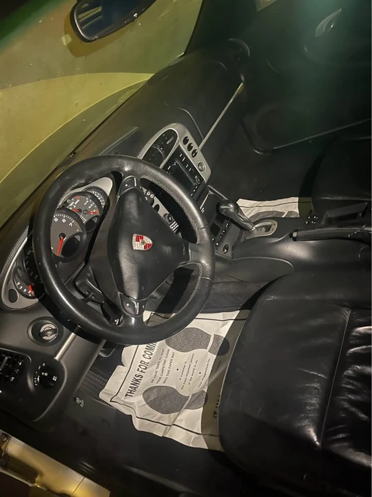 2001 Porsche 996 Carrera - Image 7 of 11