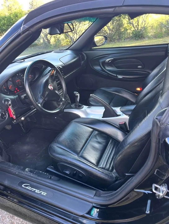 2001 Porsche 996 Carrera - Image 4 of 4
