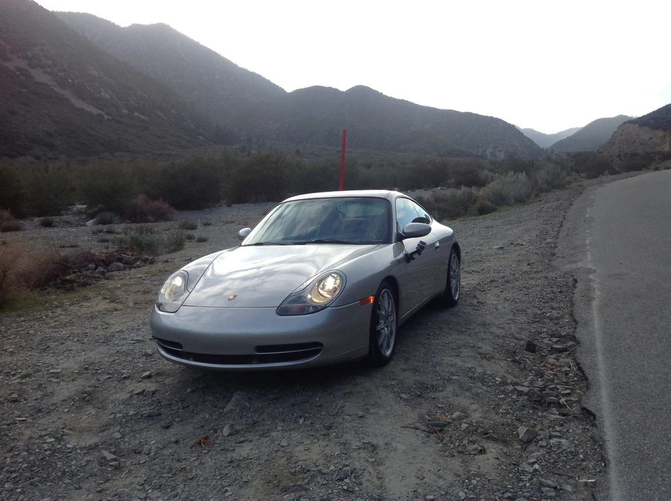 2001 Porsche 996 Carrera - Image 2 of 4