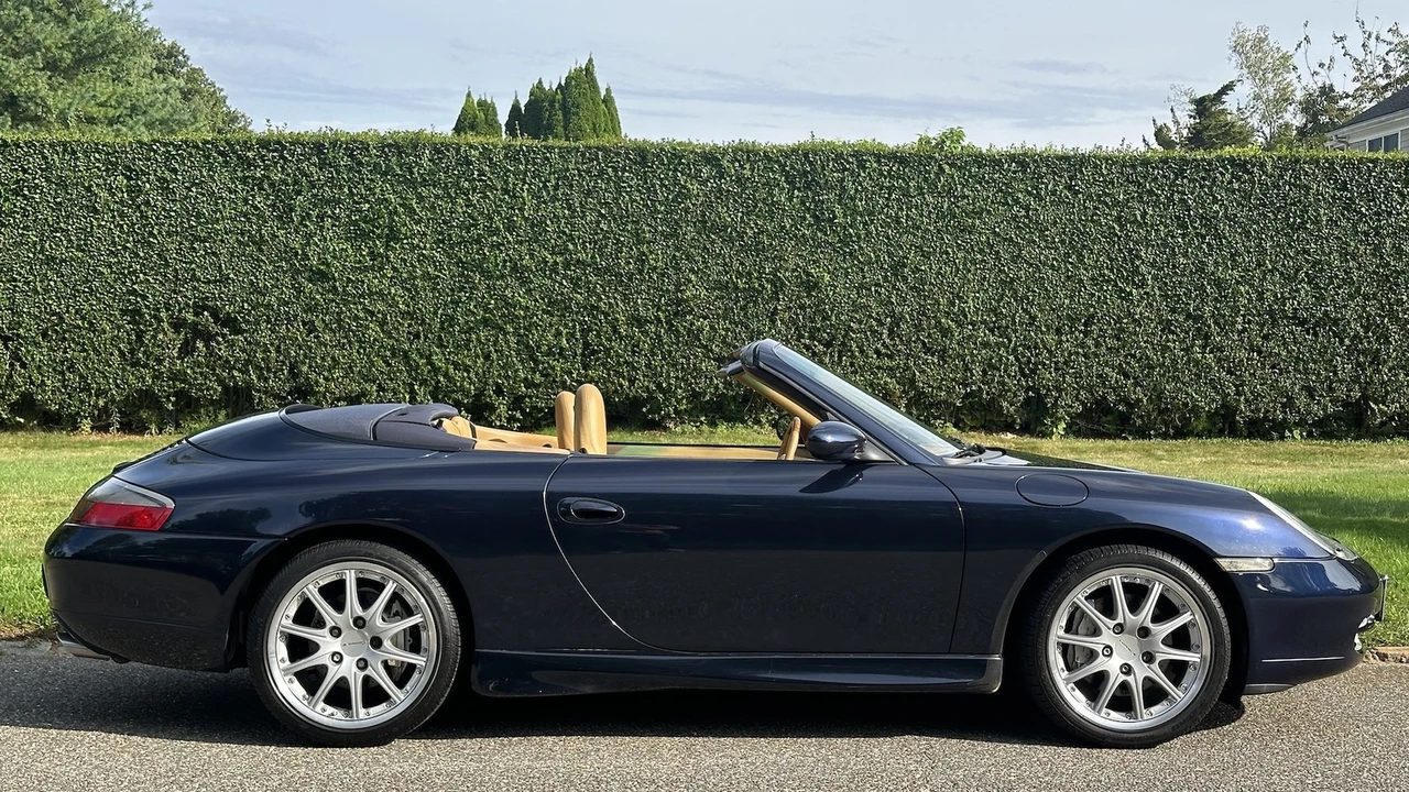 2001 Porsche 996 Carrera - Image 6 of 31