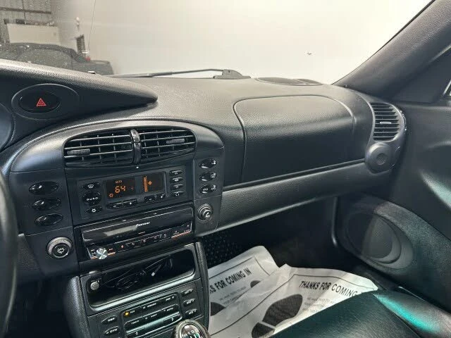 2001 Porsche 996 Carrera - Image 29 of 31
