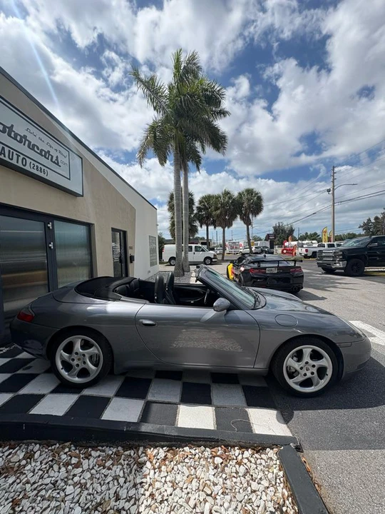 2001 Porsche 996 Carrera 4 - Image 4 of 30
