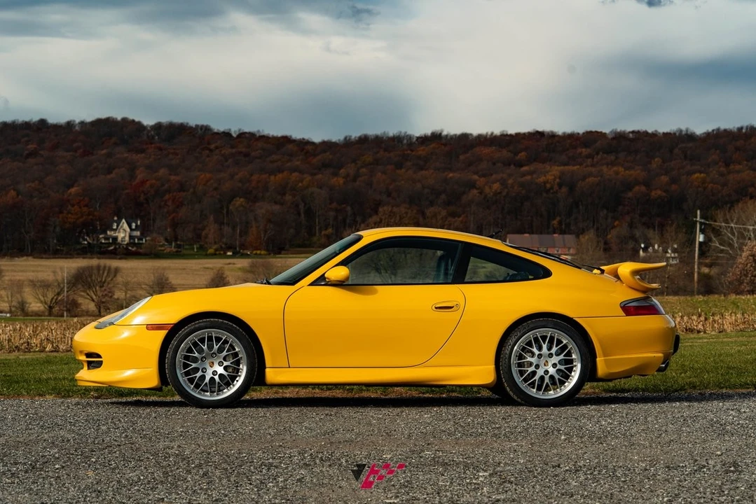 2001 Porsche 996 Carrera 4 - Image 2 of 21