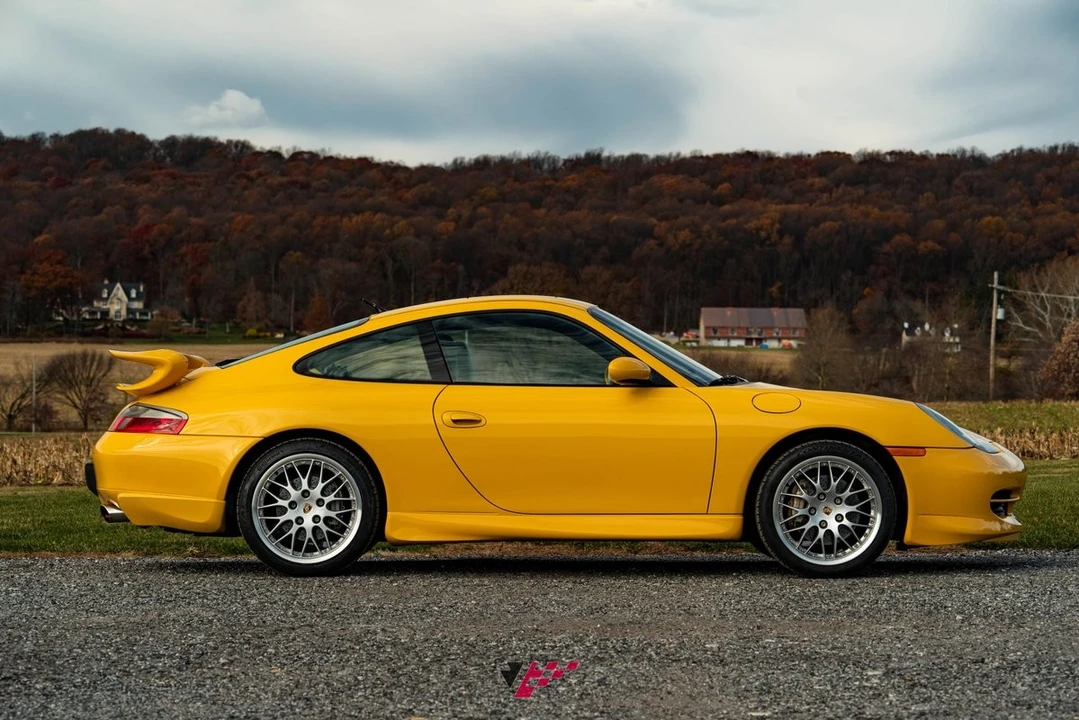2001 Porsche 996 Carrera 4 - Image 6 of 21