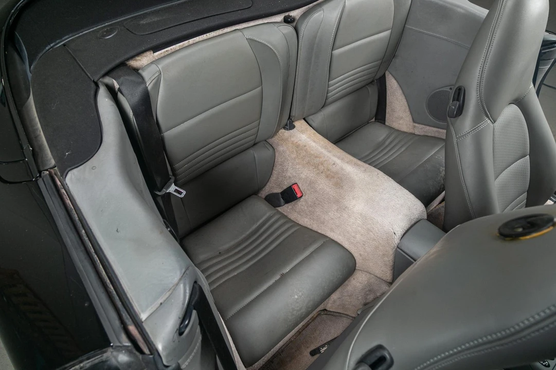 2001 Porsche 996 Carrera - Image 24 of 31