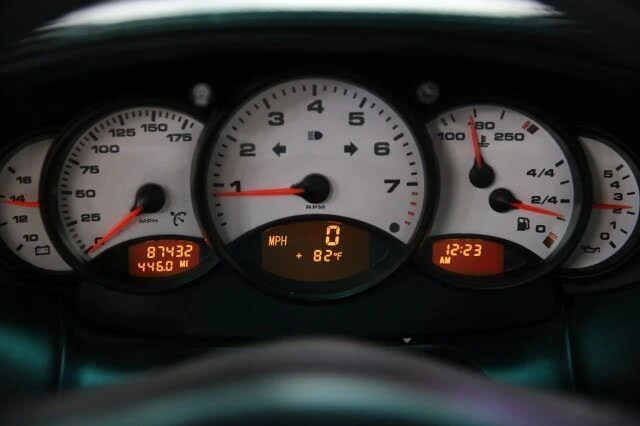 2001 Porsche 996 Carrera - Image 31 of 31