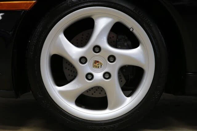 2001 Porsche 996 Carrera - Image 14 of 31
