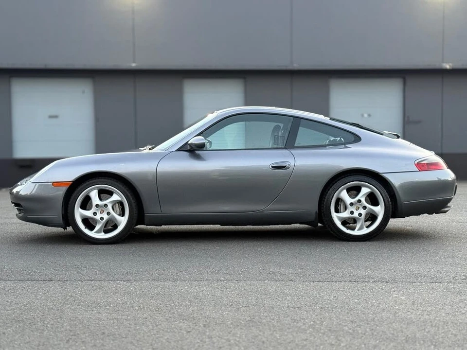 2001 Porsche 996 Carrera - Image 7 of 30