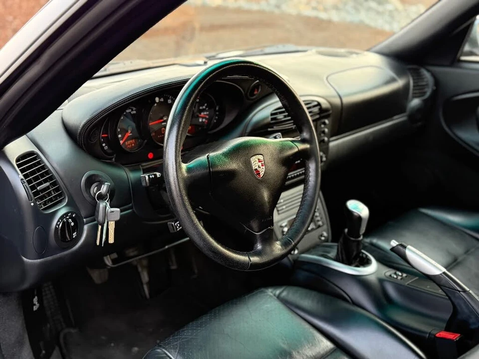 2001 Porsche 996 Carrera - Image 14 of 30