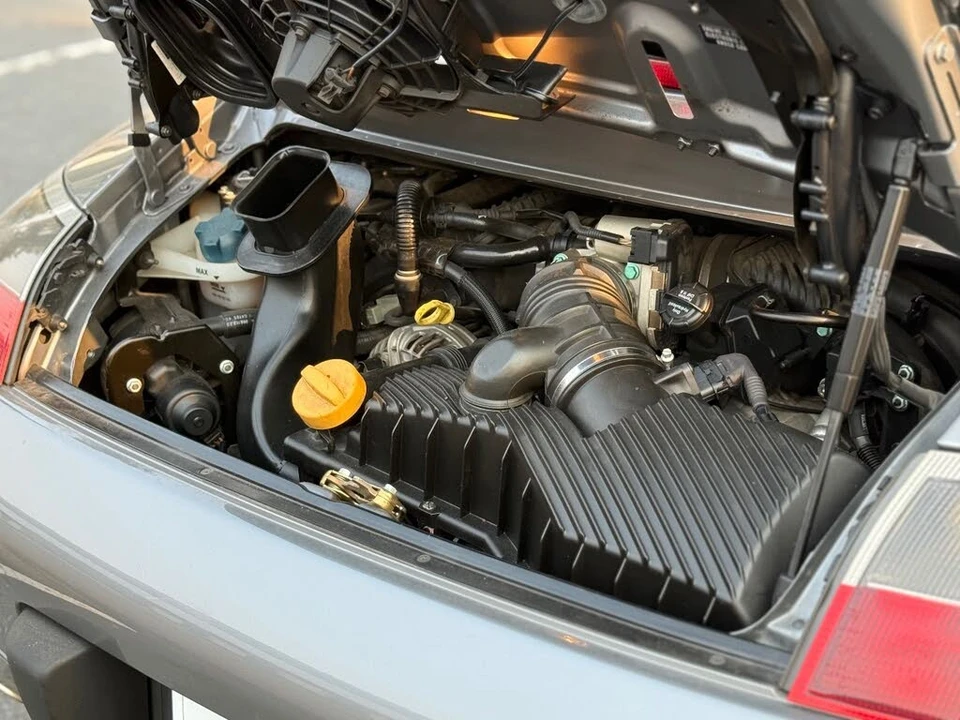 2001 Porsche 996 Carrera - Image 10 of 30