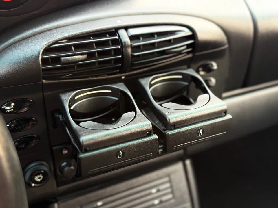 2001 Porsche 996 Carrera - Image 22 of 30