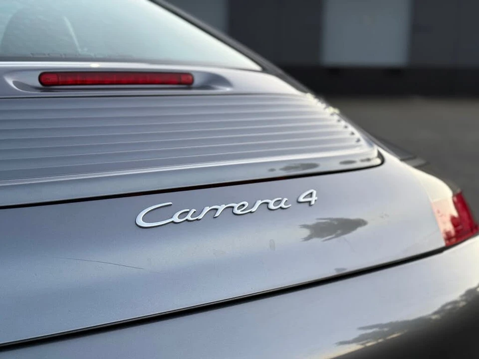 2001 Porsche 996 Carrera - Image 6 of 30
