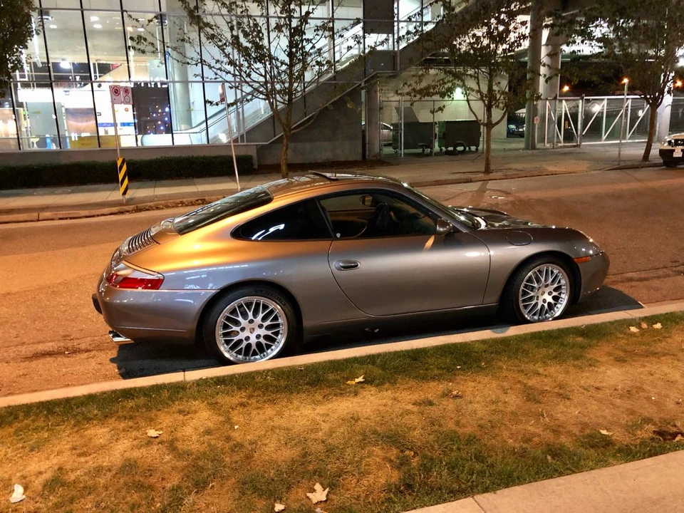 2001 Porsche 996 Carrera - Image 4 of 4