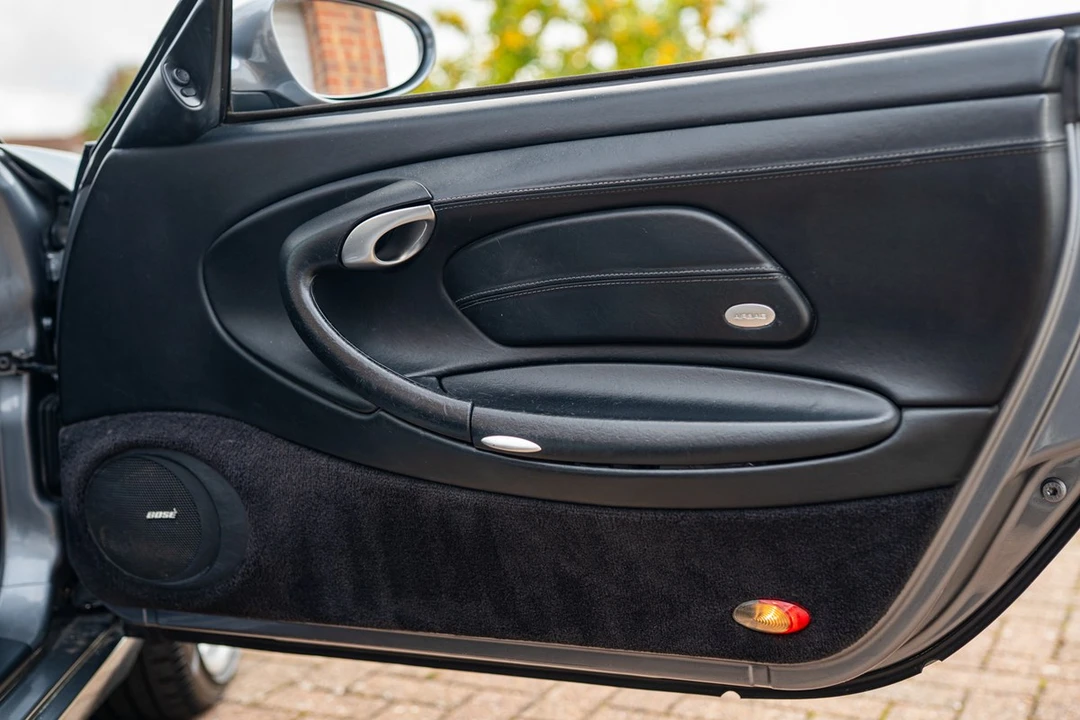 2001 Porsche 996 Carrera - Image 19 of 30