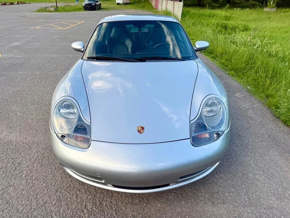 2001 Porsche 996 Carrera - Image 9 of 17