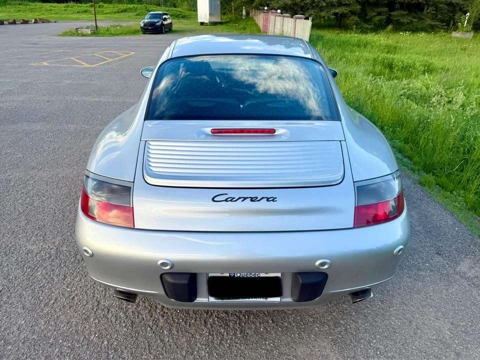 2001 Porsche 996 Carrera - Image 16 of 17