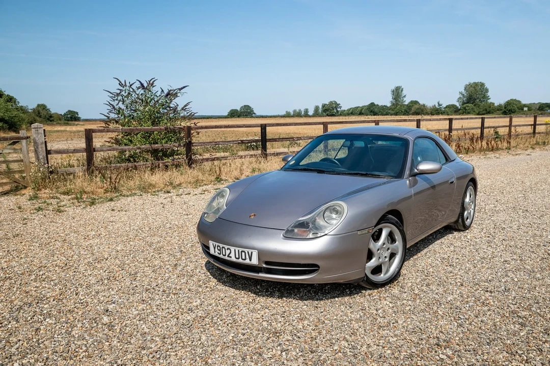 2001 Porsche 996 Carrera - Image 19 of 31