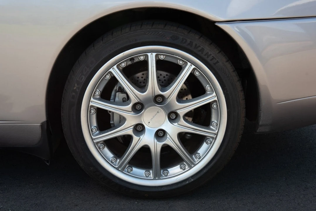 2001 Porsche 996 Carrera 4 - Image 29 of 30