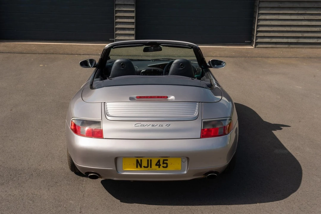 2001 Porsche 996 Carrera 4 - Image 5 of 30