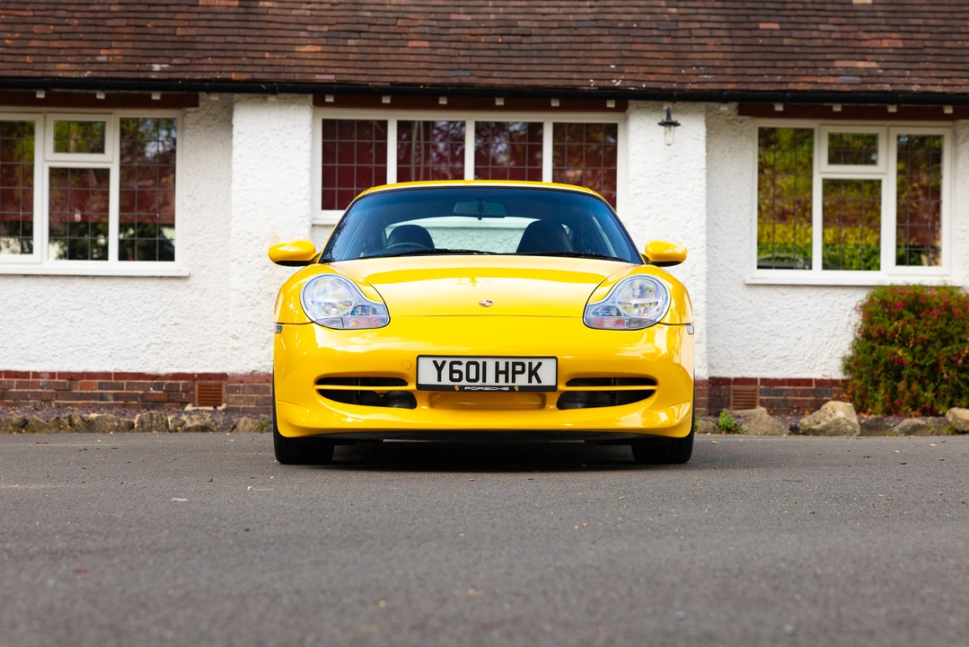 2001 Porsche 996 Carrera 4 - Image 10 of 31