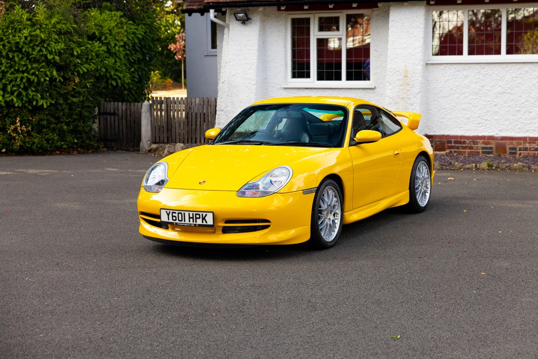 2001 Porsche 996 Carrera 4 - Image 3 of 31