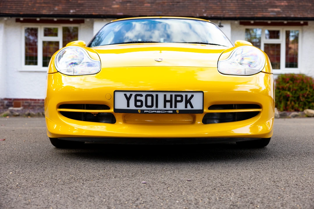 2001 Porsche 996 Carrera 4 - Image 27 of 31