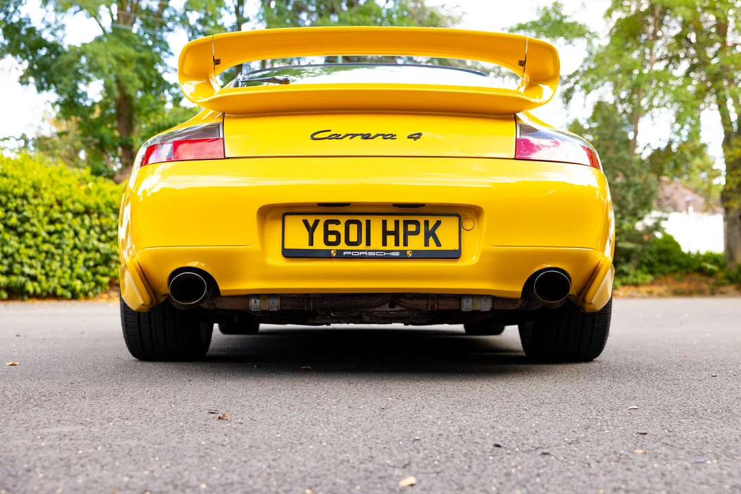 2001 Porsche 996 Carrera 4 - Image 13 of 31