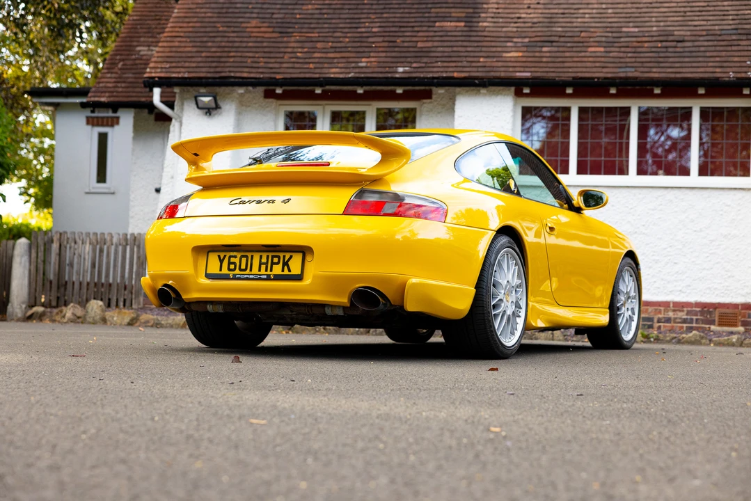 2001 Porsche 996 Carrera 4 - Image 14 of 31