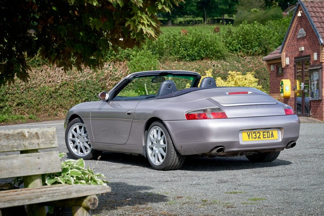 2001 Porsche 996 Carrera 4 - Image 3 of 30