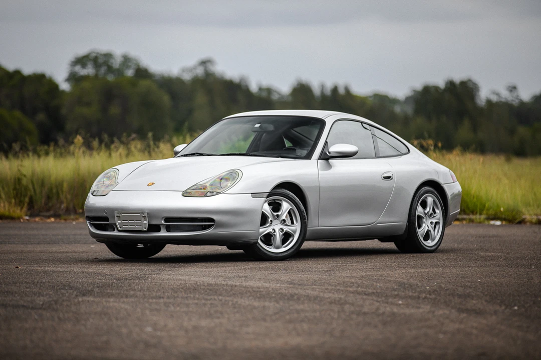2001 Porsche 996 Carrera 4 - Image 3 of 31
