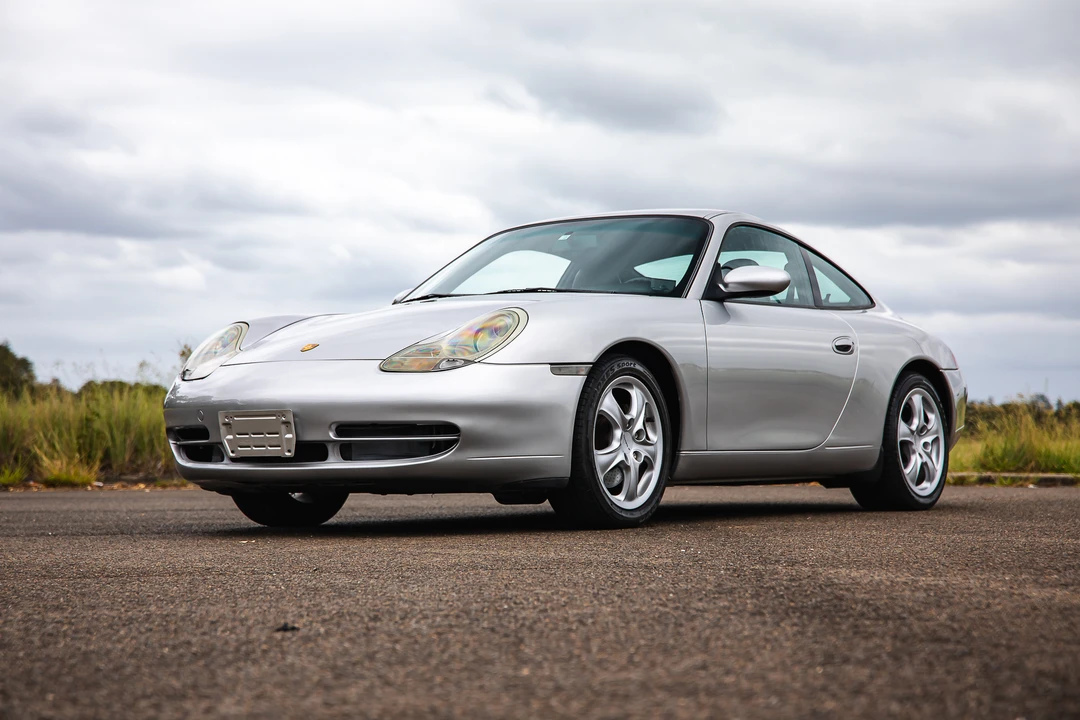2001 Porsche 996 Carrera 4 - Image 24 of 31