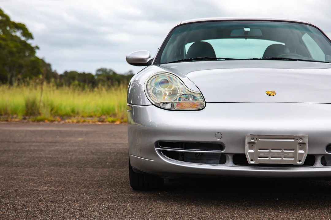 2001 Porsche 996 Carrera 4 - Image 28 of 31
