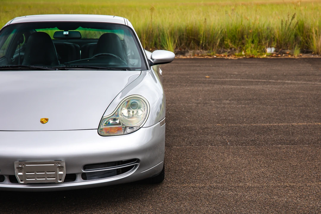 2001 Porsche 996 Carrera 4 - Image 30 of 31