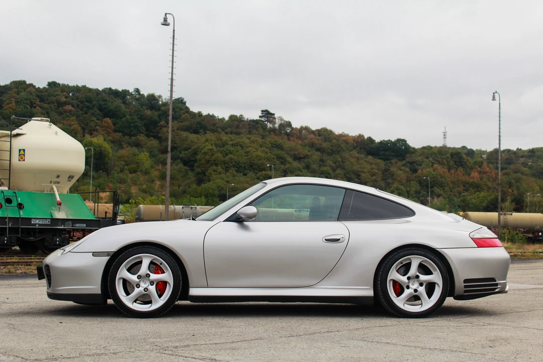 2001 Porsche 996 Carrera 4S - Image 4 of 31