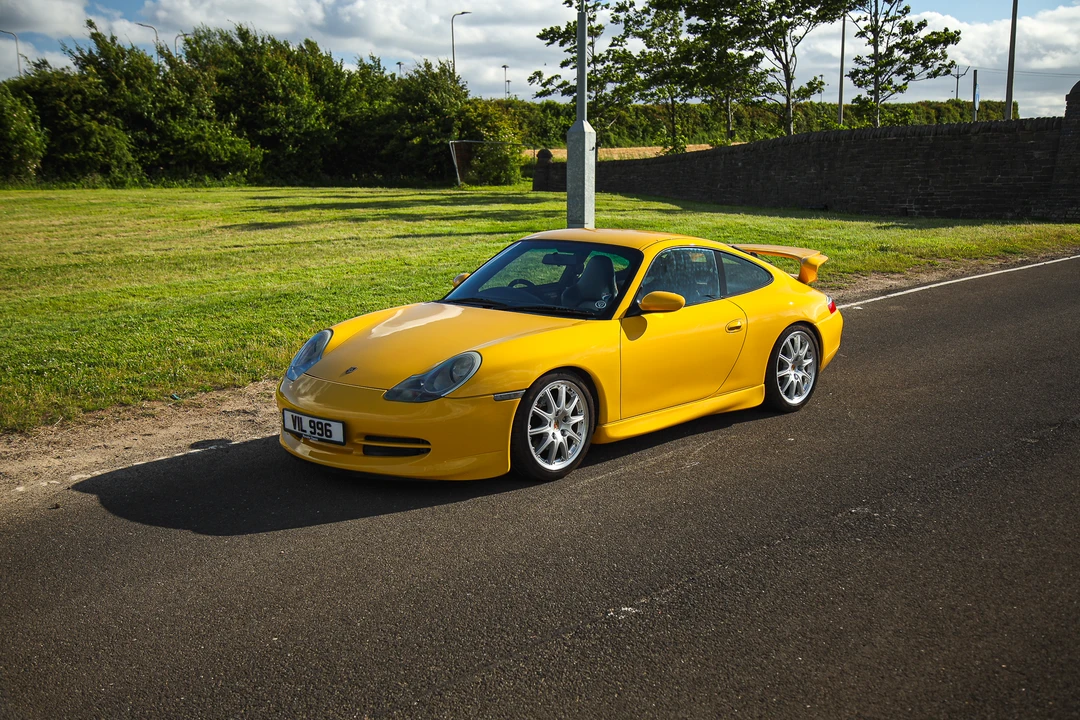 2001 Porsche 996 Carrera - Image 9 of 31