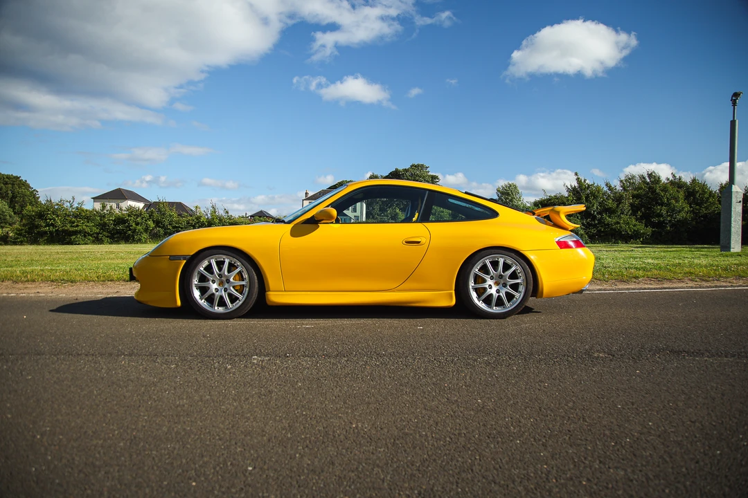 2001 Porsche 996 Carrera - Image 16 of 31