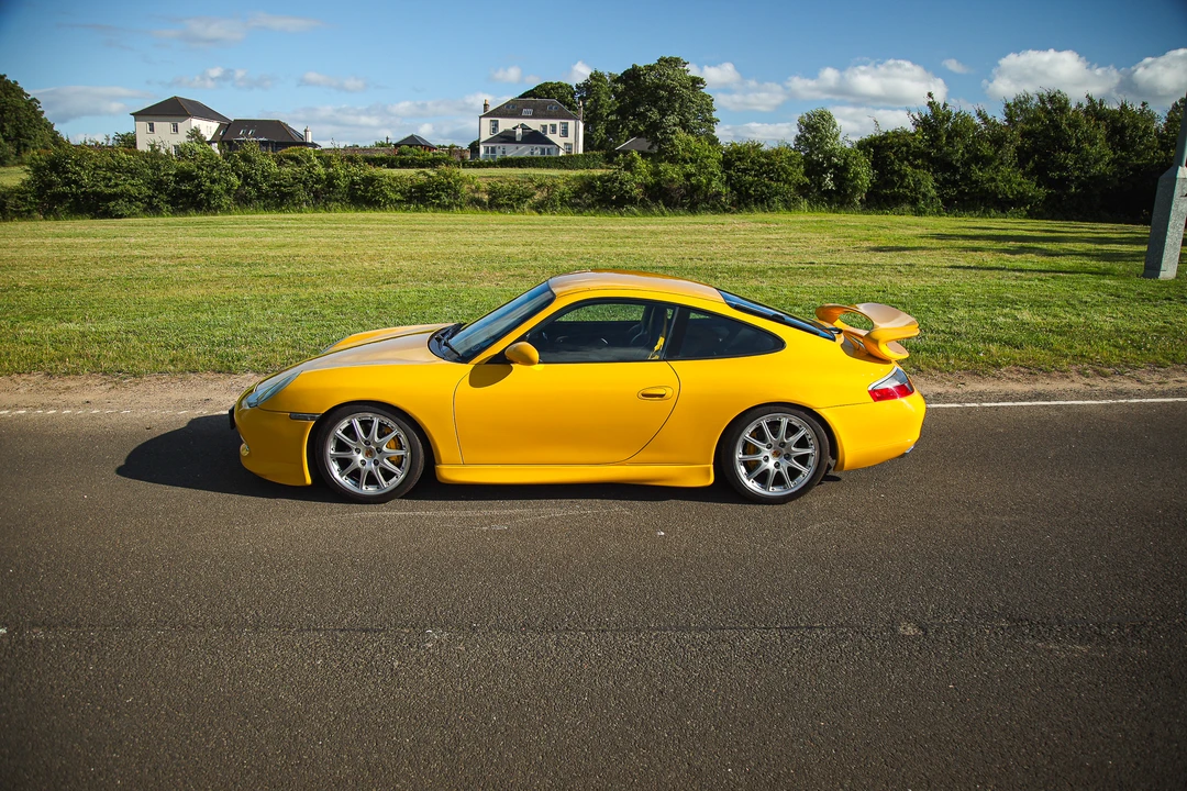 2001 Porsche 996 Carrera - Image 8 of 31