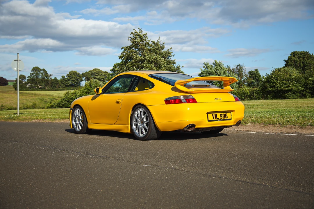 2001 Porsche 996 Carrera - Image 15 of 31