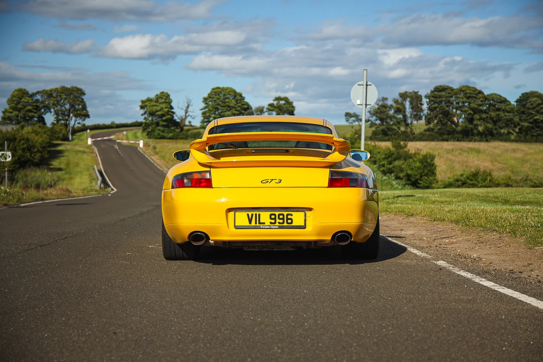 2001 Porsche 996 Carrera - Image 14 of 31