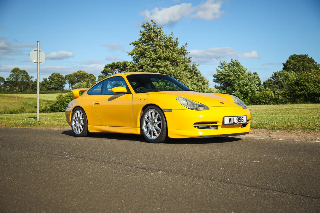 2001 Porsche 996 Carrera - Image 11 of 31