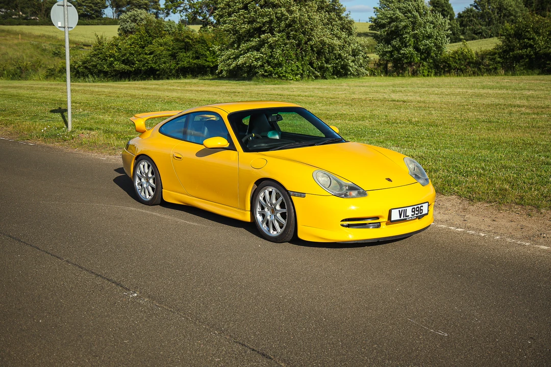 2001 Porsche 996 Carrera - Image 3 of 31