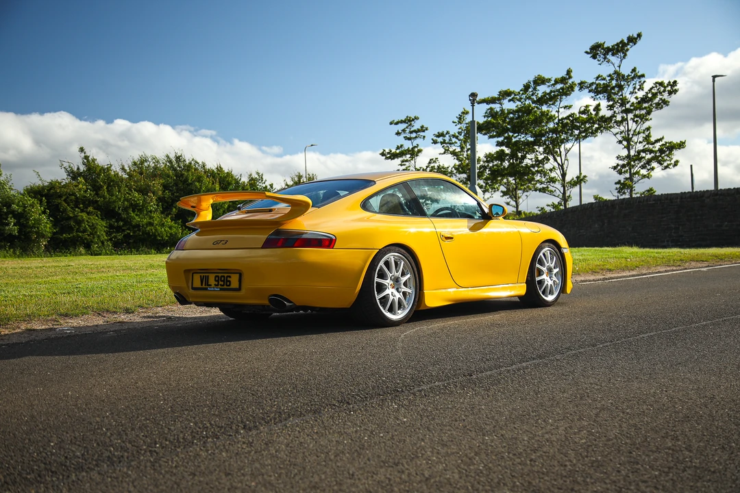 2001 Porsche 996 Carrera - Image 13 of 31