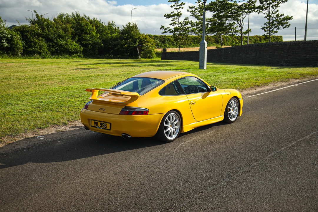 2001 Porsche 996 Carrera - Image 5 of 31