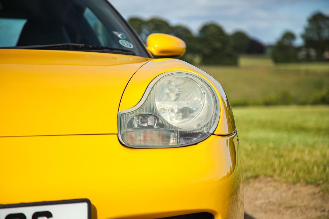 2001 Porsche 996 Carrera - Image 24 of 31